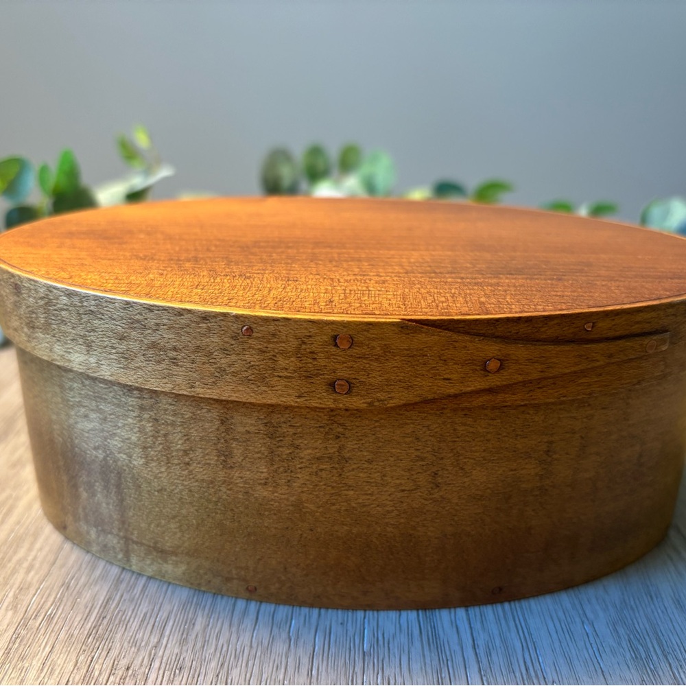 Vintage wooden Shaker, made by CWS, Reproduction.